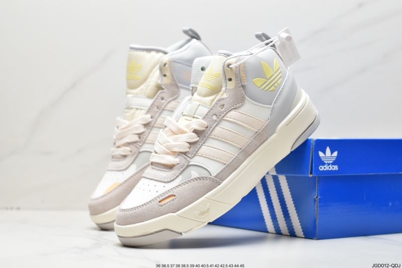 Adidas Sneakers